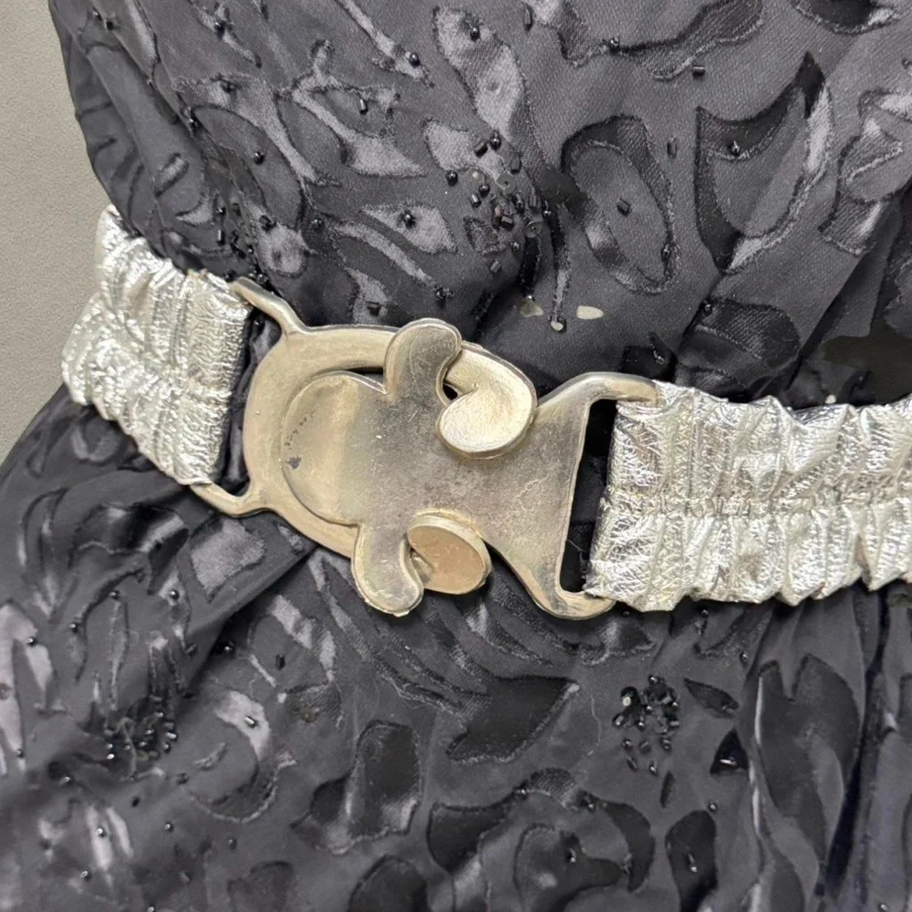 Vintage 80s Avant-Garde Silver‎ Elastic Belt